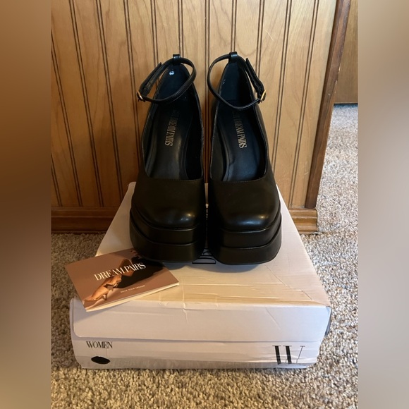 Dream Pairs- black women’s high chunky platform heels with ankle strap. Size 7.5 - Picture 6 of 7